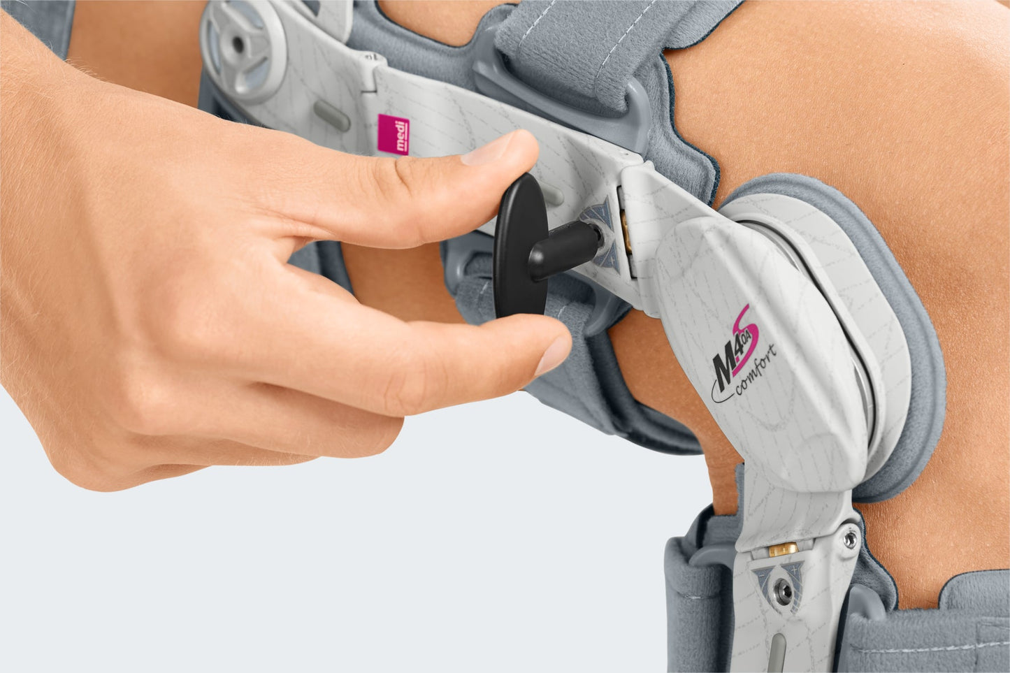 M.4s OA Comfort Compact Knee Brace